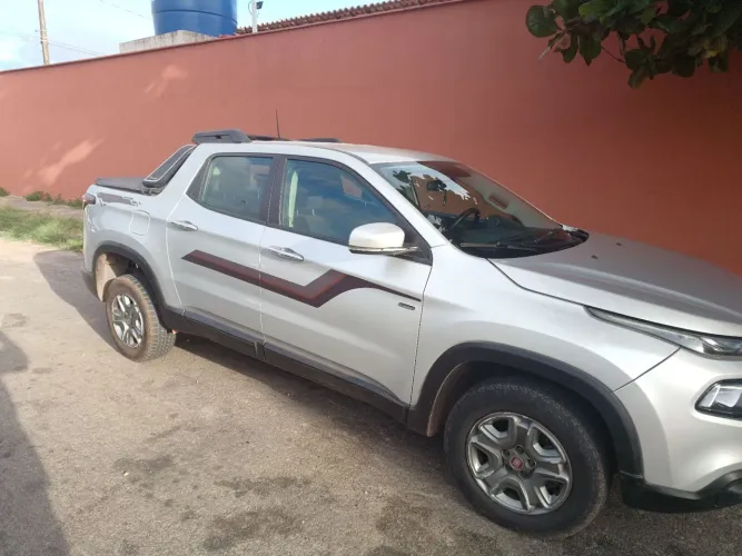 Fiat Toro Freedom 2.0 16V 4X4 TB Diesel Mec. 2017