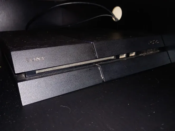 PS4 500GB FAT + CONTROLE