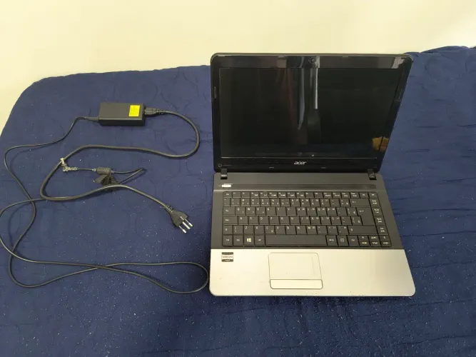 Notebook Acer com defeito - para conserto ou retirada de peças