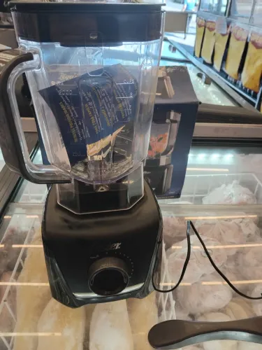 Liquidificador Oster 8unidades novos!na caixa