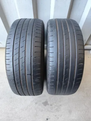 Par de pneus 215/55 R18"- Aceito Cartão 