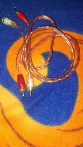 Cabo RCA de 1metro stetsom injetado automotivo 