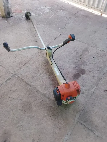 Roçadeira sthill fs 300