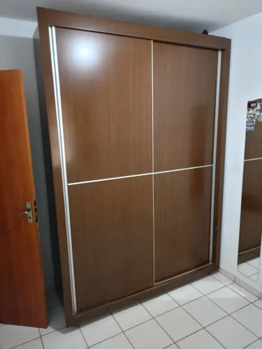 Guarda roupa MDF usado ENTREGO E MONTO
