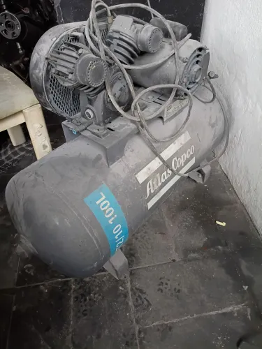 Vendo compressor atlas copos