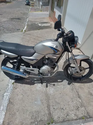 Yamaha YBR 125 moto muito nova