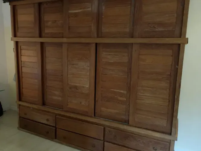 Guarda roupa de madeira maciça Angelin 5 portas