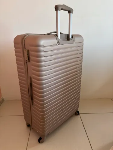 Mala grande PRIMARK - Rose gold | VIAGEM INTERNACIONAL