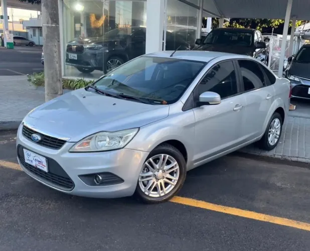 Ford Focus Sedan 1.6/1.6 Flex 8v/16v 4P Mec. 2012