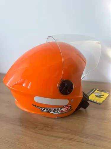 Capacete aberto, novo, nunca usado, com etiquetas.