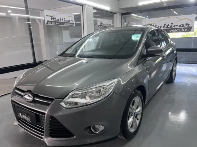 Ford Focus 1.6 S/1.6 SE Flex 16V 5P AUT 2015