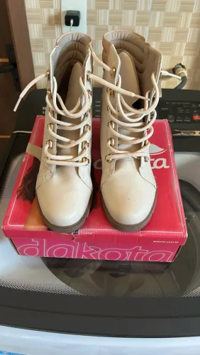 Bota Dakota