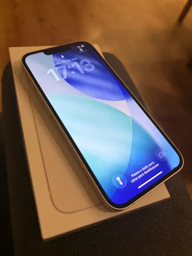 iPhone 13 256GB em ótimo estado