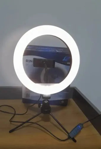 Ring Light LED para Celular com Tripé e Suporte LED para Mesa.