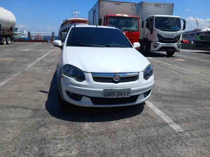 Fiat Strada Trekking 1.6 16V Flex CD 2013