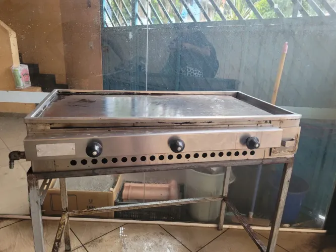 Chapa profissional pra lanches 