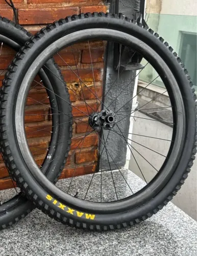 Roda dianteira roval dt
