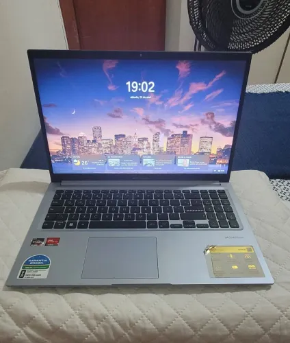 Asus Vivobook Ryzen 5 4600H, 8GB RAM, SSD 240GB