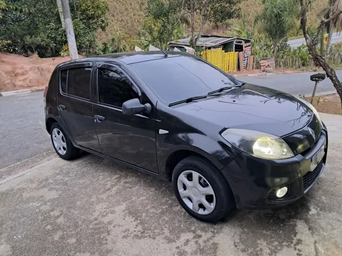 Renault Sandero Authentique Hi-flex 1.0 16V 5P 2014