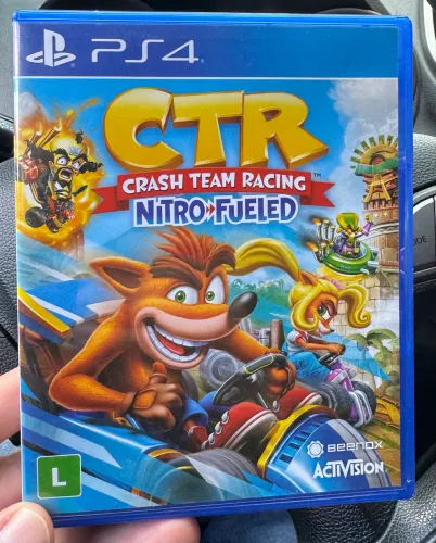  Crash Bandicoot Racing para PS4. Envio por olx 
