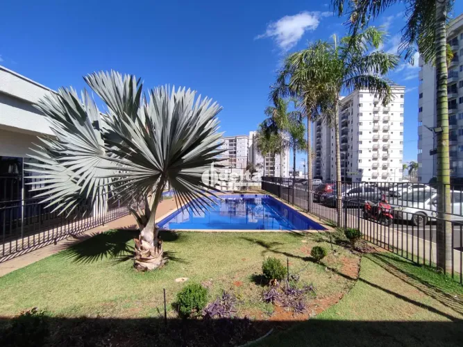 Apartamento com 3 quartos sendo 1 suíte, para locação no bairro Grand Ville em Uberlândia-