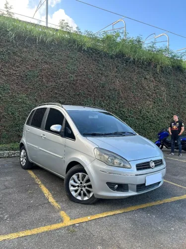 Fiat Idea Essence 1.6 Flex 16V 5P 2013