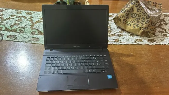 Notebook Samsung NP370E4K