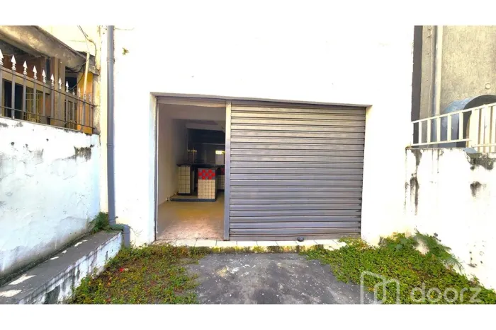 Imóvel na Onze de Junho com 0 dormitórios e 170m²