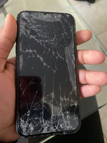 Carcaça de iPhone 11