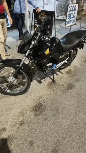 Moto 150 Extra Preta