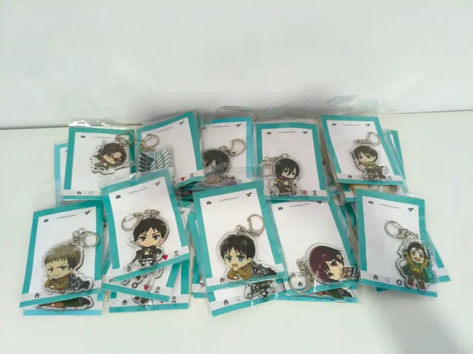25 chaveiros de acrílico Shingeki no Kyojin 05cm impressão um lado 