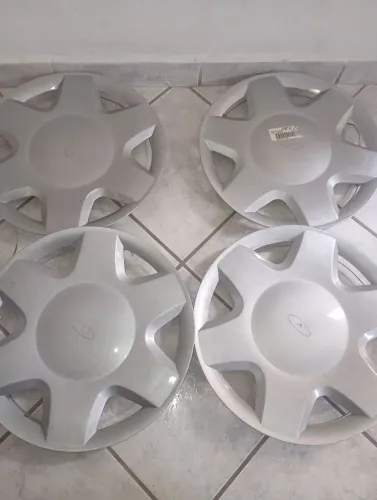 Vendo jogo de calota aro 14 do fiesta