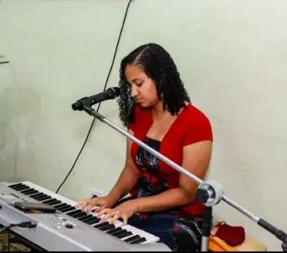 ? AULAS PARTICULARES DE TECLADO ?