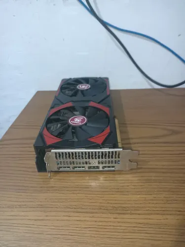 Placa de vídeo RX 5700XT da Veineda