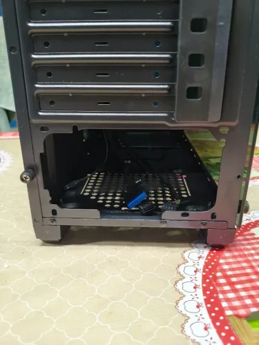 Vendo 2 Gabinetes