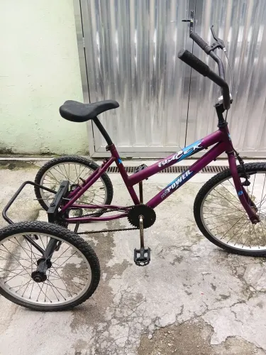 Vendo triciclo em bom estado