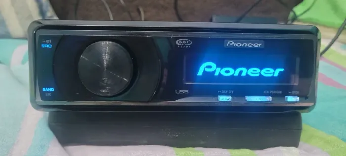 Rádio Pioneer DEH-6000UB