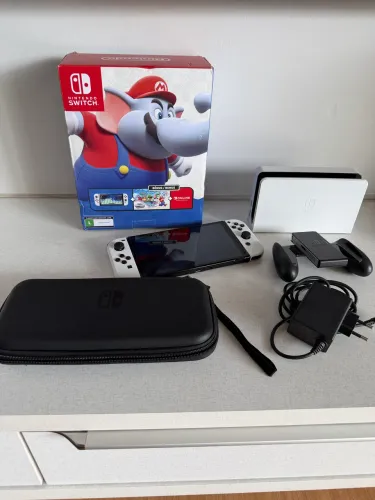 Nintendo Switch Oled com jogo