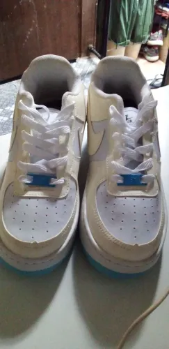 Lindo tenis nike tamanho 36