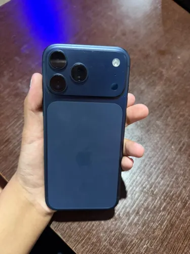 iPhone 17 pro max