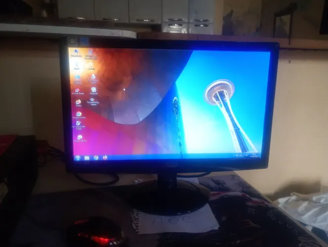 AOC E1621SW 16 polegadas