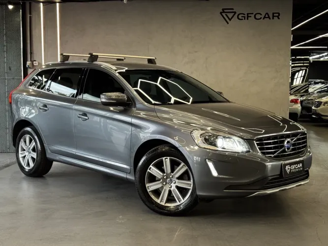 Volvo XC-60 XC 60 T-5 Dynamic 2.0 FWD Turbo Gasolina 4P AUT 2017