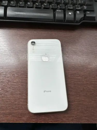 iPhone XR usado