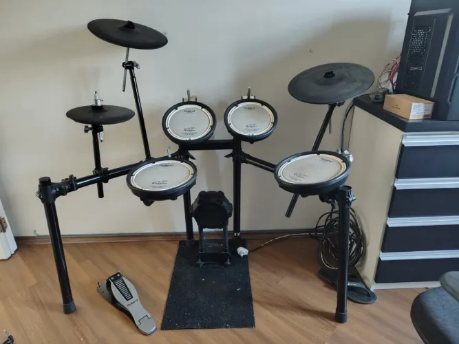 BATERIA ELETRÔNICA ROLAND