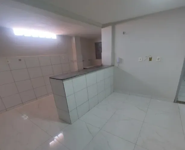 Aluga-se apto bairro doze anos 2/4