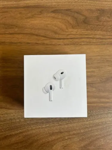 Apple AirPods Pro 3 | Cancelamento de Ruído | Áudio Espacial | USB-C