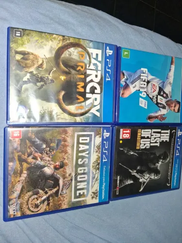 Jogos de ps4 faço os 4 por 250