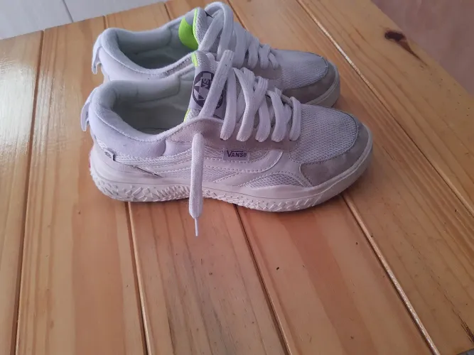 Tênis Vans