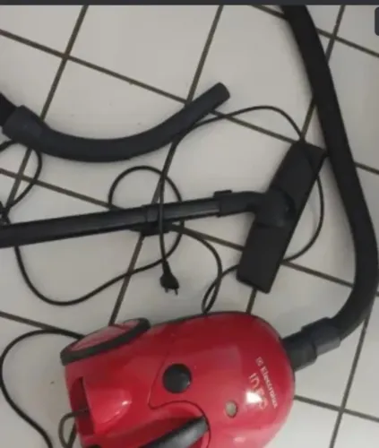 Aspirador de po Electrolux. Estado novo!!!