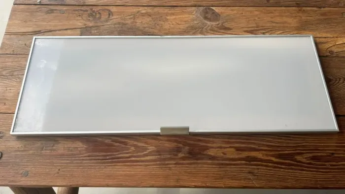 porta de alumio com vidro branco para cozinha - sala 90x32,2